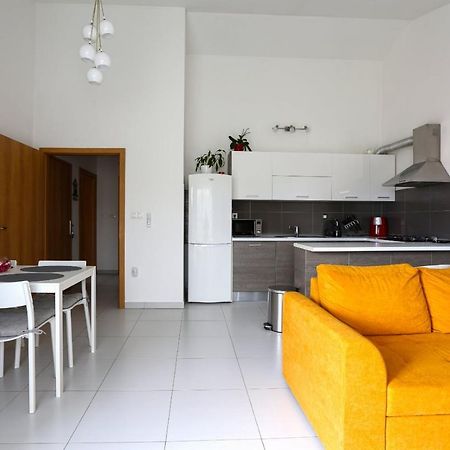Appartamento Apartman M&A Pola Esterno foto